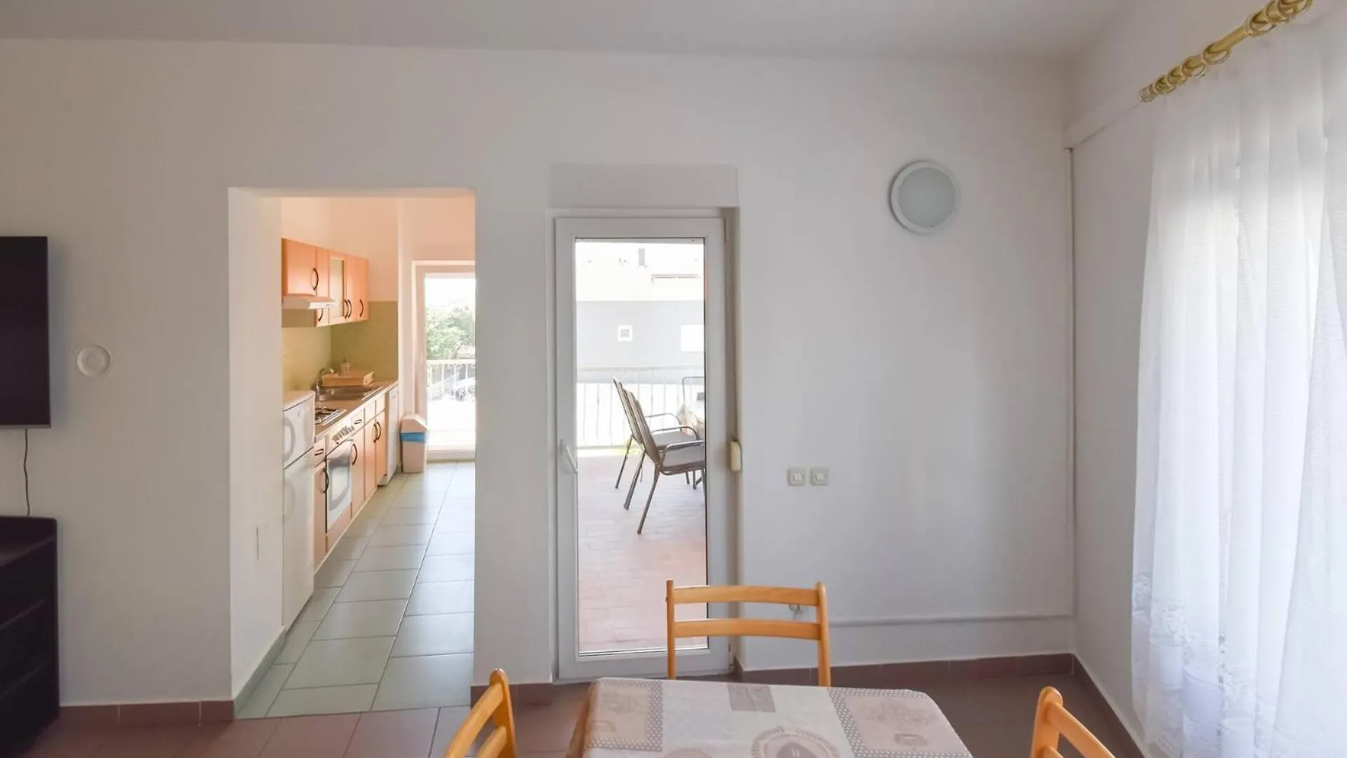 Coastal Comfort Family Apartment Биоград-на-Мору